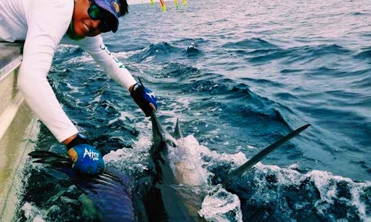 Sportfisher Lurd 40" in Provincia de Guanacaste