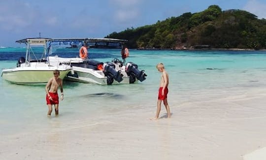 Excursion passionnante en bateau avec safari sur les récifs coralliens à Victoria, aux Seychelles