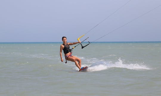 Kitesurfing Lessons with Professional Instructor in Hurghada, Egypt