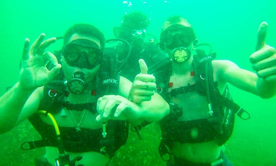 Go Dive! Enjoy Diving With Your Friends in Candolim, India!