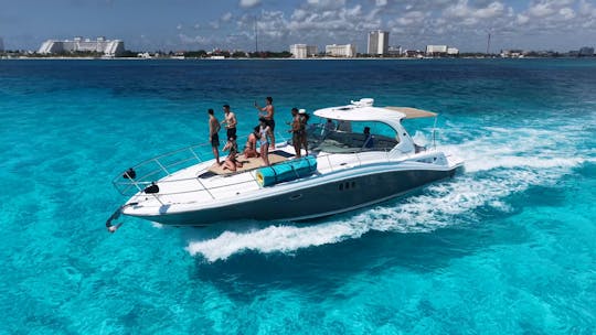 45' Sea Ray para até 12 convidados!
