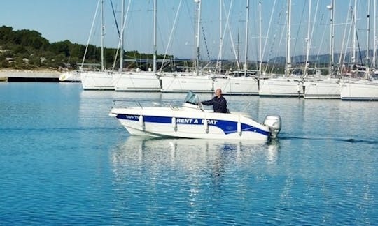 Kamarina 505 Bowrider Rental in Murter, Croatia