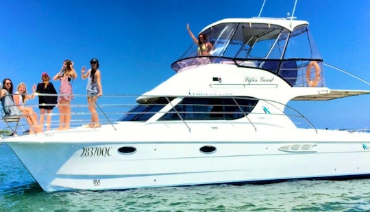 Birthday Bucks And Hens Party Boat Cruise Gold Coast Glamor Getmyboat