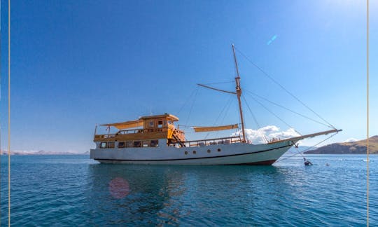 A Private Boat Tour in Flores, Indonesia