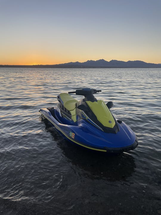 Explore Lake Havasu on a brand new WaveRunner