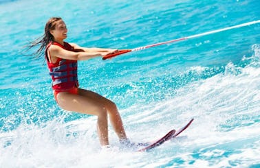 Enjoy Riding On Waters And Come Water Skiing In Il-Mellieħa, Malta