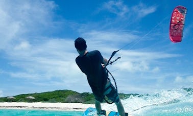 Profitez des sensations fortes du kitesurf à Virgin Gorda, dans les îles Vierges britanniques