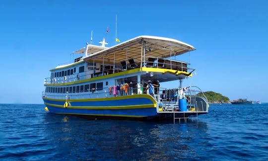 MV Oktavia in the Similan Islands
