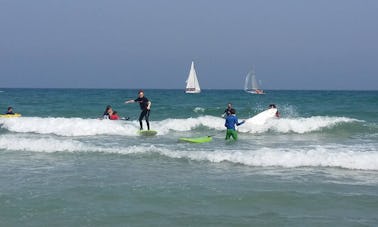 ¡Las mejores clases de surf en Nahariyya, Israel!