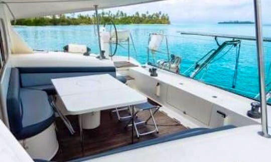 Crewed Charter on 55ft Lagoon Sailing Catamaran in San Blas Islands, Panama