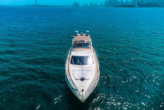 Yacht charter in Dubai Marina · Azimut — Azimut 62 (2004)