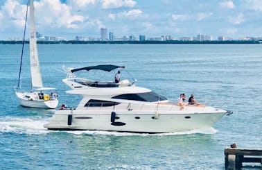 55' Uniessee Flybridge Motor Yacht In Miami, Florida