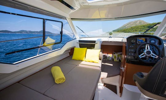 Merry Fisher 795 Cuddy Cabin Yacht in Sumartin, Croatia