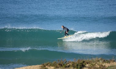 Apprenez à surfer avec des experts à Netanya, en Israël