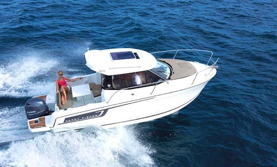 New Merry Fisher 695 perfect for island hopping in Zadar, Croatia