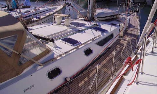 Jeanneau Sun Odyssey 52.2 for Rent in Kalamaki Marina Athens Greece