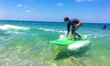 ¡El rey de las olas! Escuela de surf Golesh: ¡clases privadas de surf en Tel Aviv, Israel!