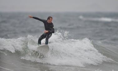 Apprenez à surfer sur l'île de Hong Kong !