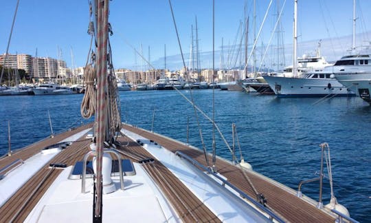 Amazing Sailing Experiences in Setúbal, Portugal