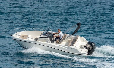 Quicksilver 675 ACTIV Open for hire in Trogir and Split area