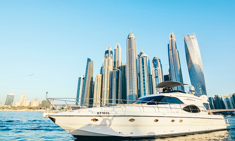 Dubai marina yacht rental