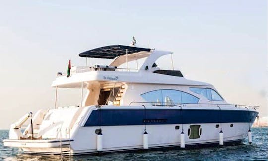 Explore in Dubai On This Amazing 88' Prime Yacht!