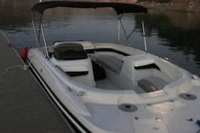8 Passenger Boat Rental, Millerton Lake, California