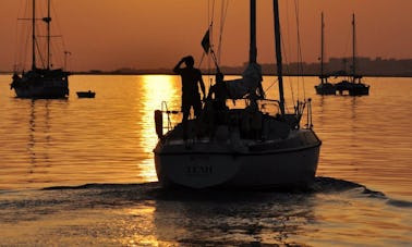 Crucero de 7 días por la Costa de Cádiz en un velero Jeanneau de 44 pies