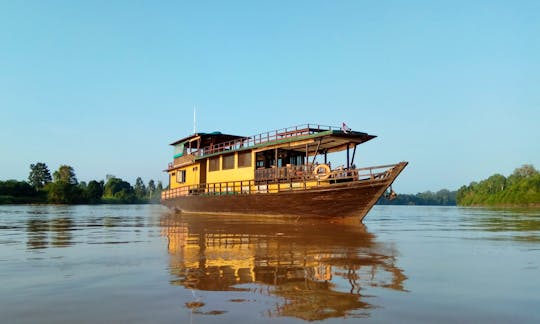 Spirit of Kalimantan (Houseboat)
