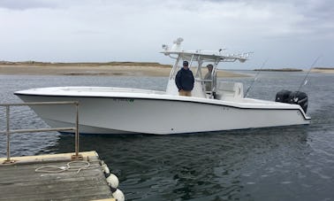 Charter de pesca de lubina rayada y atún rojo en Truro, Massachusetts (barco de 33 pies)