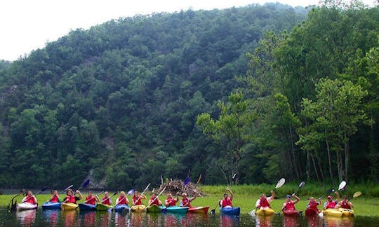 Guided Lake Kayaking Trip in Elizabethton, Tennessee