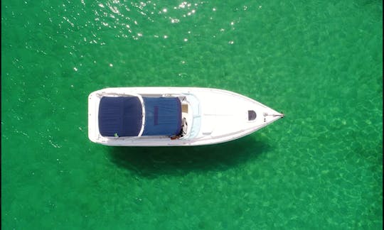 Runner 330 Motor Yacht Rental In Rio de Janeiro, Brazil