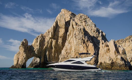 Iate privado Sunseeker de 60 pés em Cabo San Lucas, México
