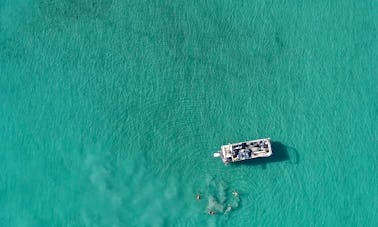 Location de Lounge Boat avec pilote à Annecy