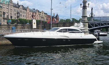 56 ft Alena Motor Yacht Rental in Stockholms län