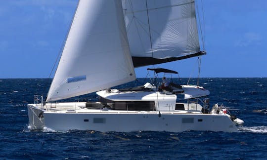 Lagoon 450 - Catamaran Charter in Le Marin - Premium - Air conditioned