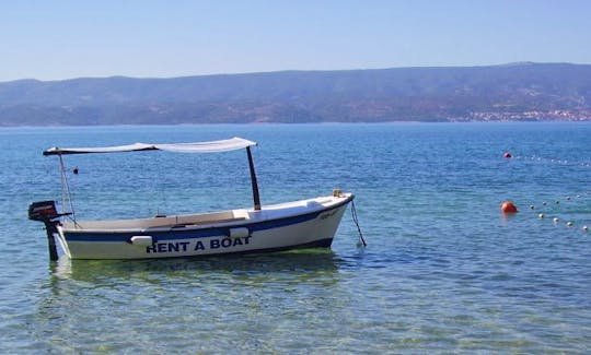 Explore Duće, Croatia With Your Friends On a Small Boat!