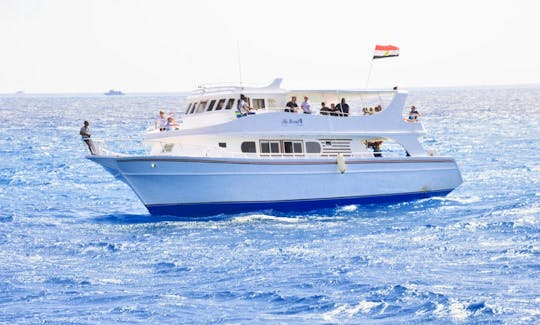 Best Guide Boat Excursions In Hurghada, Egypt