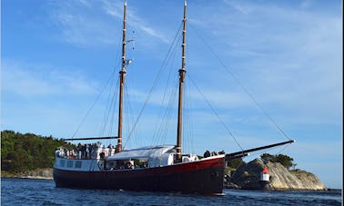 Maravilloso crucero por las aguas de Kristiansand, Noruega, en una goleta de 82 pies