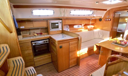 Shiren 900 Cruiser Yacht for 12 People in Carboneras, Spain