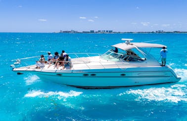 Isla mujeres - Cancún on Maxum 41ft Motor Yacht