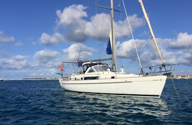 Sailing Boat Beneteau 40, only day trips in Sal, Cape Verde