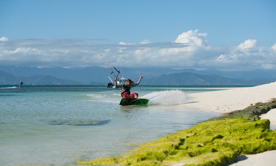 Kitesurfing Lesson in İzmir, Turkey