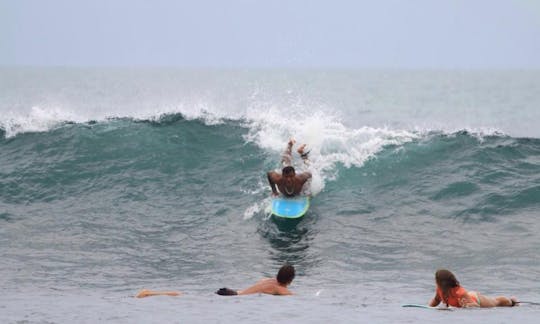 Emocionante lección de surf de 2 horas en Bali, Indonesia