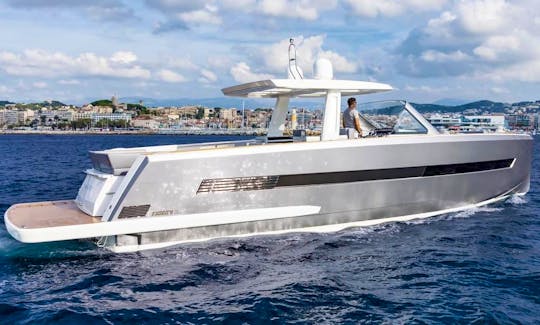 Most exclusive Power Boat rental in Mallorca FJORD 52 OPEN