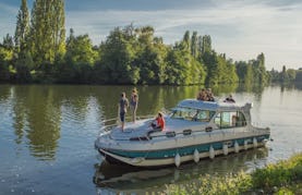 Canal Boat to explore Anjou (8/12 persons)