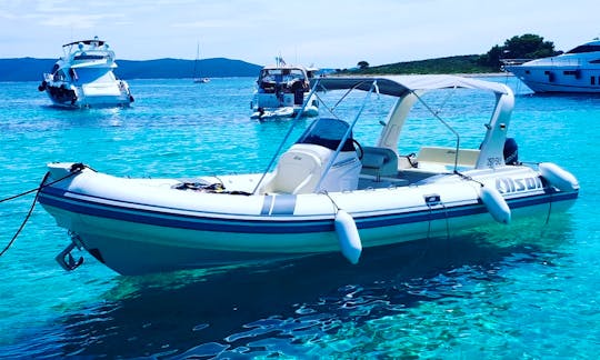 Explore Dalmatian Coast with Alson Flash 750 RIB
