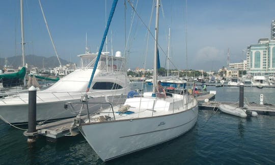 Charter this 55' Sailboat in Santa Marta, Colombia