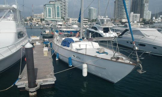 Charter this 55' Sailboat in Santa Marta, Colombia