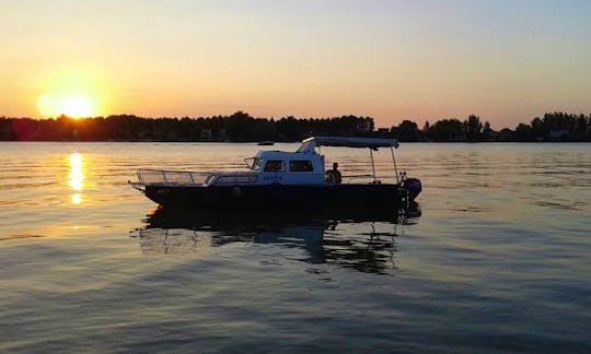 Skippered Family Cruiser for 7 People in Beograd, Serbia